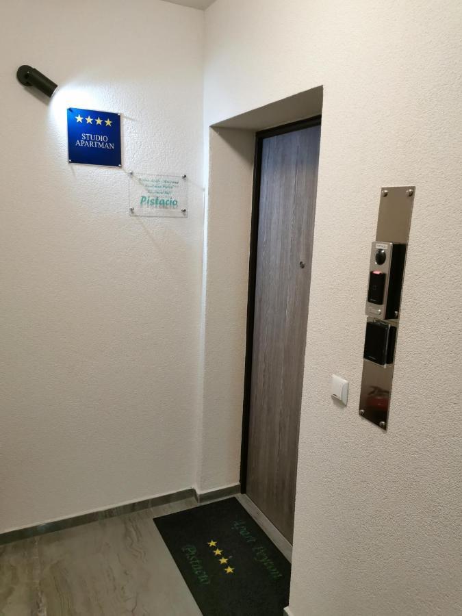 Apartmani Peyton Slavonski Brod Bagian luar foto