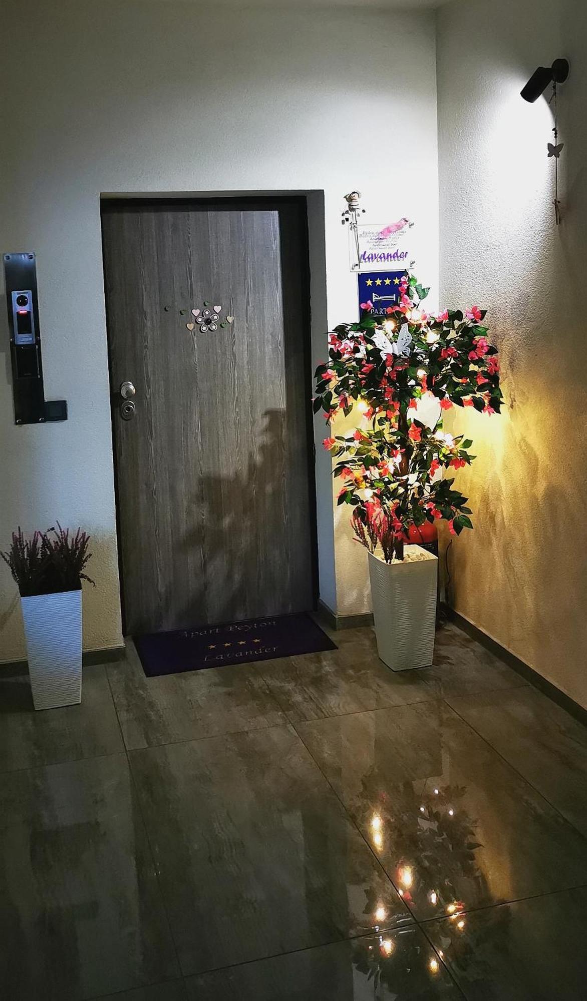 Apartmani Peyton Slavonski Brod Bagian luar foto